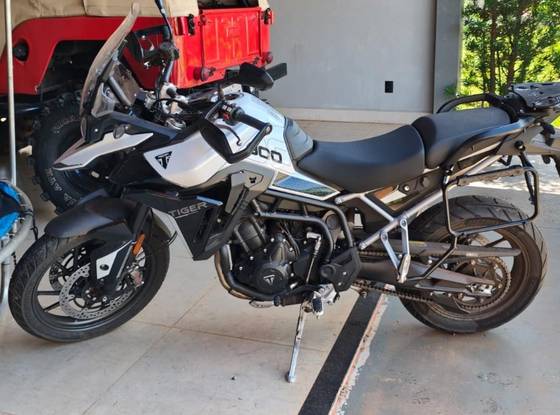 TRIUMPH TIGER 900 GT TRIUMPH TIGER 900 GT